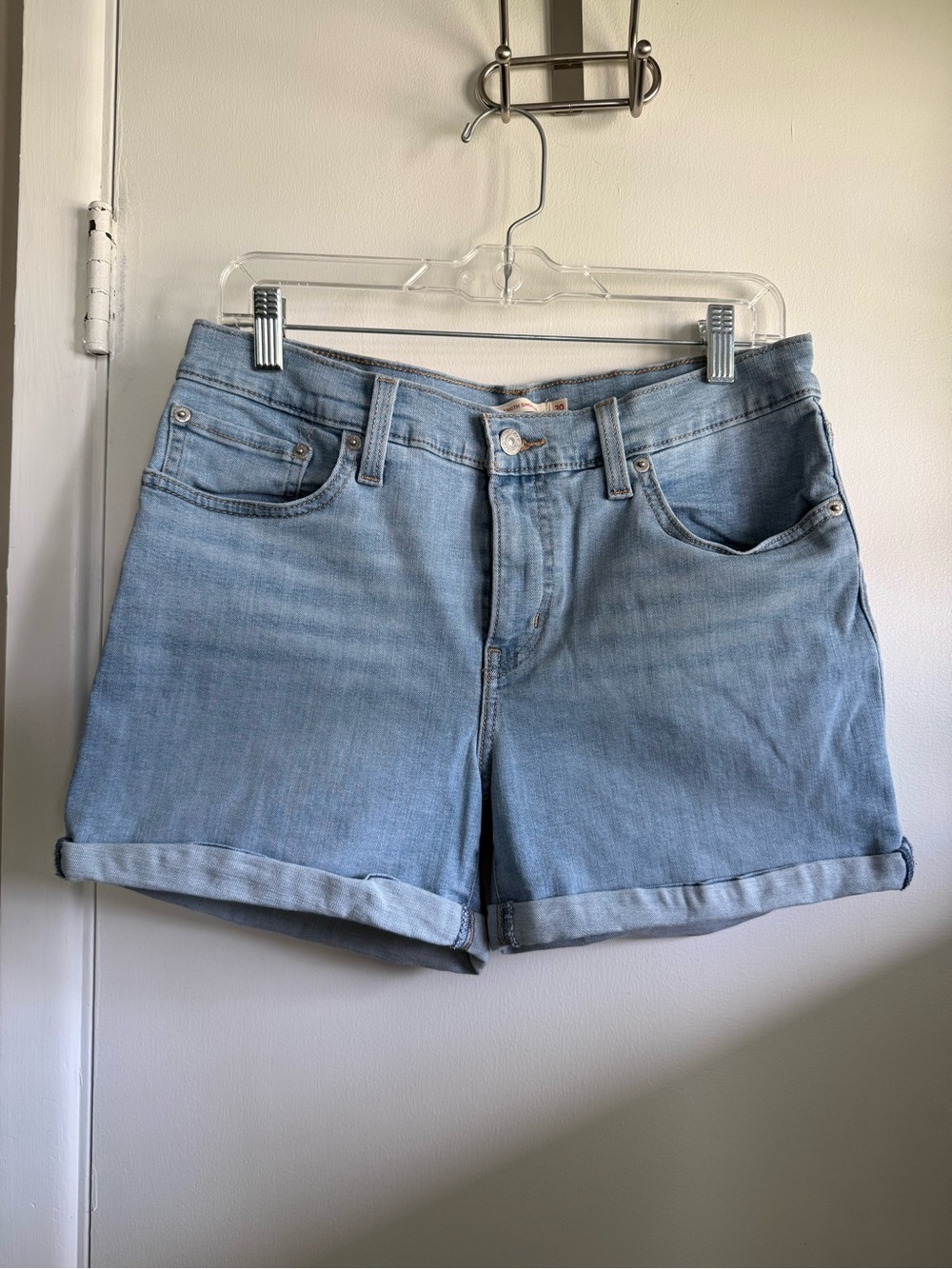 Levi's Mid Length Cuffed Light Blue Denim Shorts, Size 30